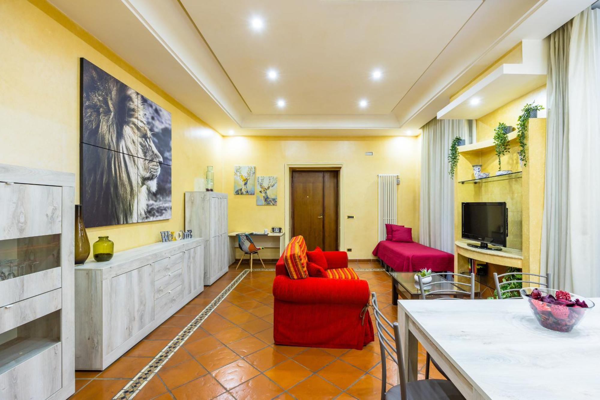 Yellow By Wonderful Italy Apartment Naples